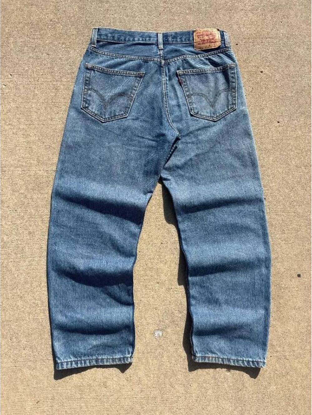 Vintage Levi’s Relaxed Fit Blue Denim Jeans 33x30 Faded